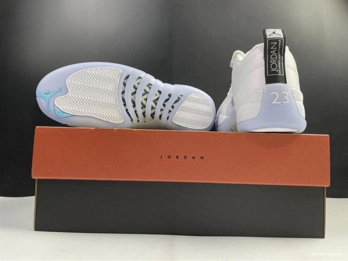 DB0733-190 JORDAN AIR 12 (2021) EASTER LOW RETRO 1012